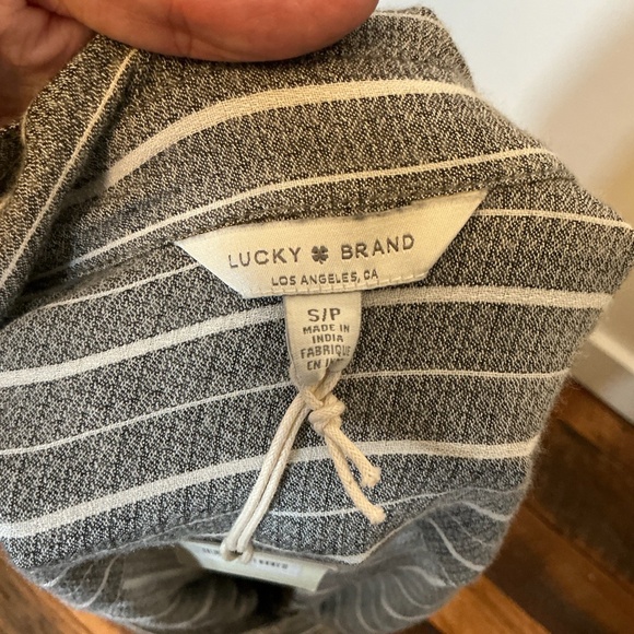 Lucky Brand Gray White Striped Button Top Size Small - Picture 10 of 11